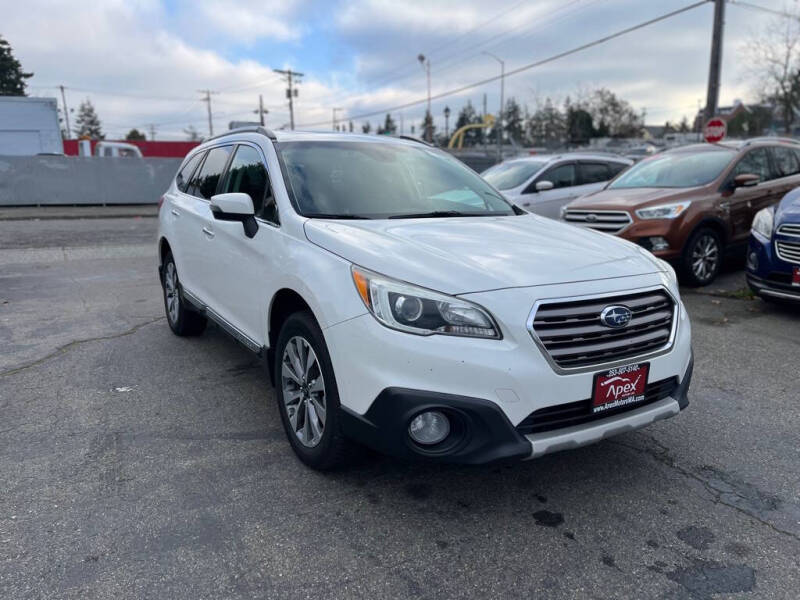 2017 Subaru Outback Touring photo 2