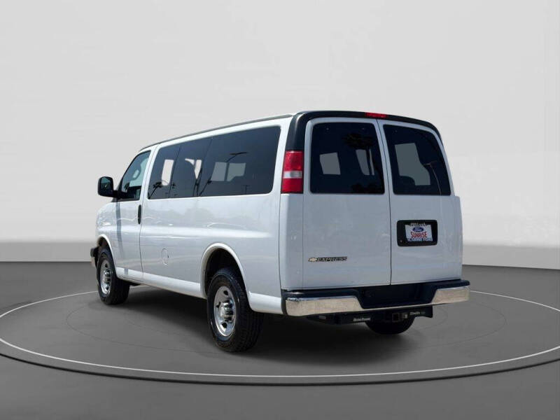 2017 Chevrolet Express LT 3500
