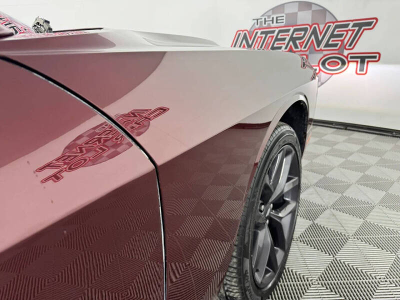 2021 Dodge Challenger SXT
