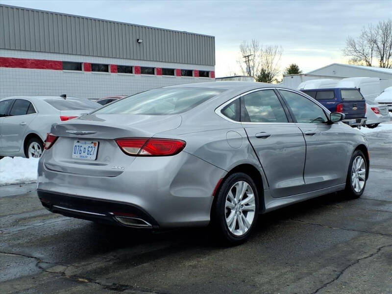 2015 Chrysler 200 Limited