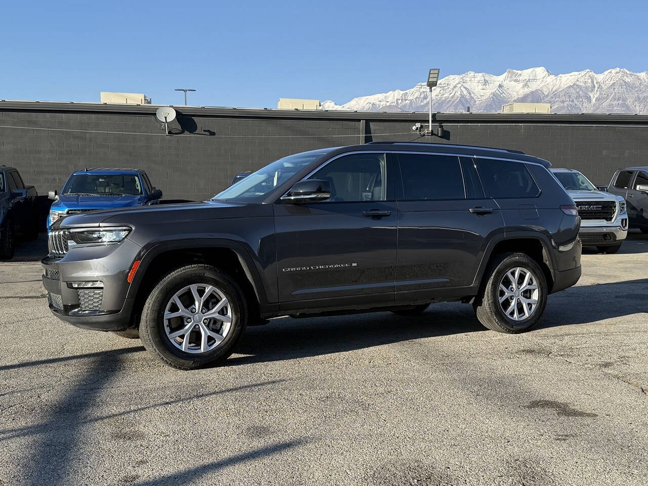 2021 Jeep Grand Cherokee L for sale at TWIN PEAKS AUTO in Orem, UT