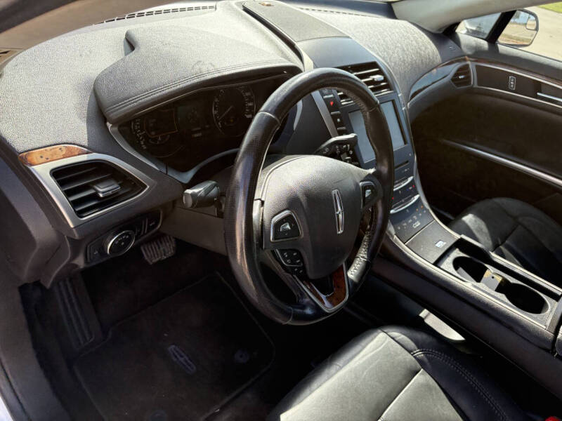 2013 Lincoln MKZ