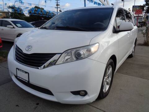 2012 Toyota Sienna for sale at Plaza Auto Sales in Los Angeles CA