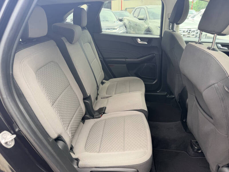 2021 Ford Escape SE