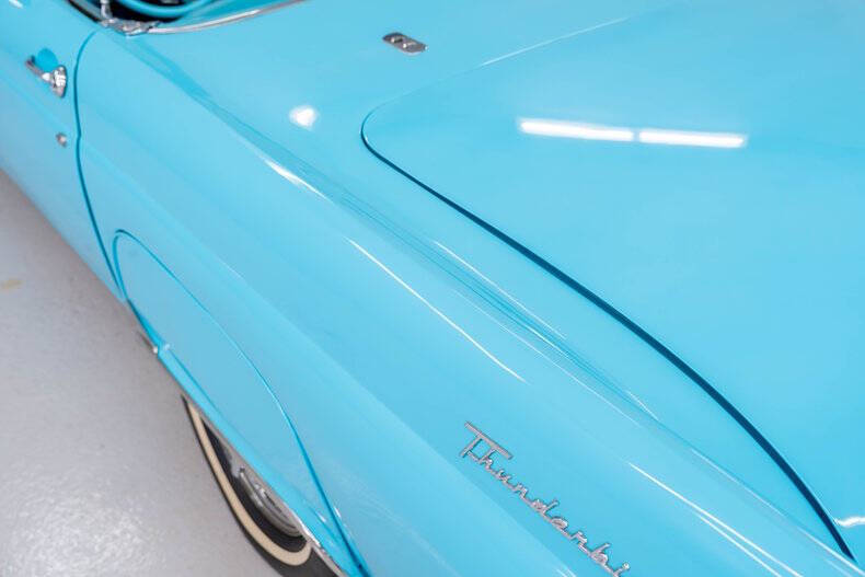 1956 Ford Thunderbird