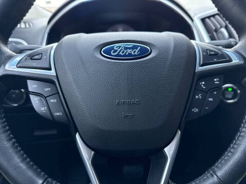 2016 Ford Edge Titanium