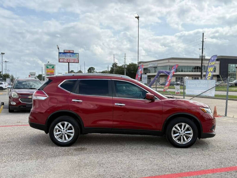 2016 Nissan Rogue SV