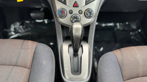 2013 Chevrolet Sonic LT Auto