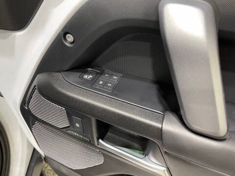 2022 Land Rover Defender 110 V8