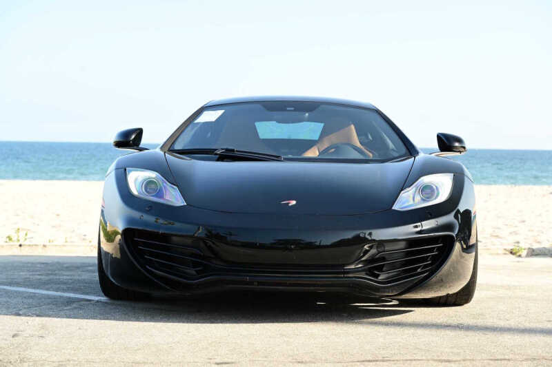 2012 McLaren MP4-12C