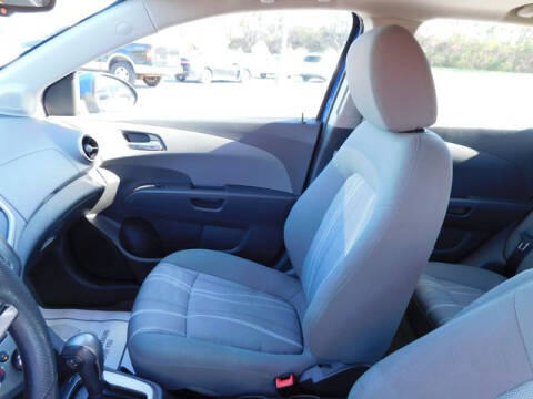 2016 Chevrolet Sonic LT Auto