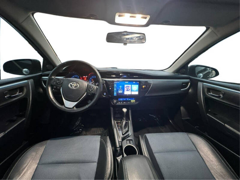 2014 Toyota Corolla S Plus photo 13