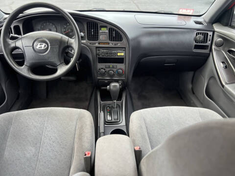 2004 Hyundai Elantra GLS