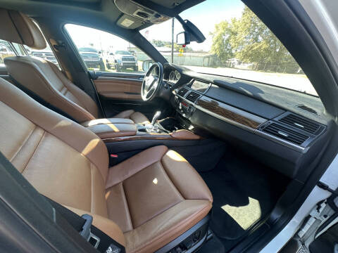 2011 BMW X6 xDrive50i