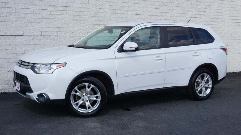2015 Mitsubishi Outlander SE