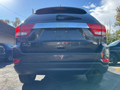 2011 Jeep Grand Cherokee Laredo