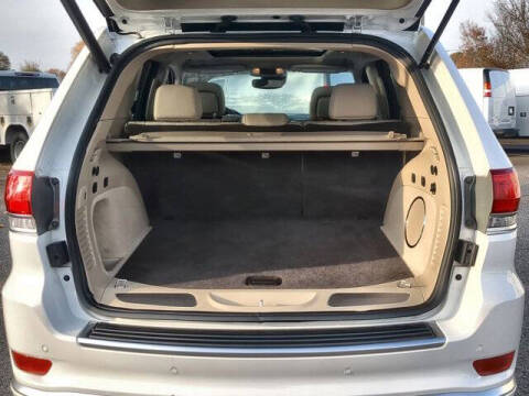 2020 Jeep Grand Cherokee Summit