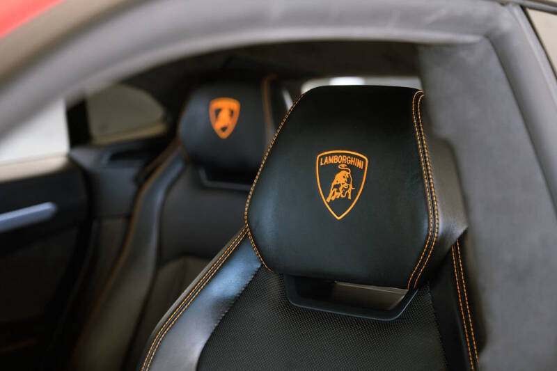 2019 Lamborghini Urus