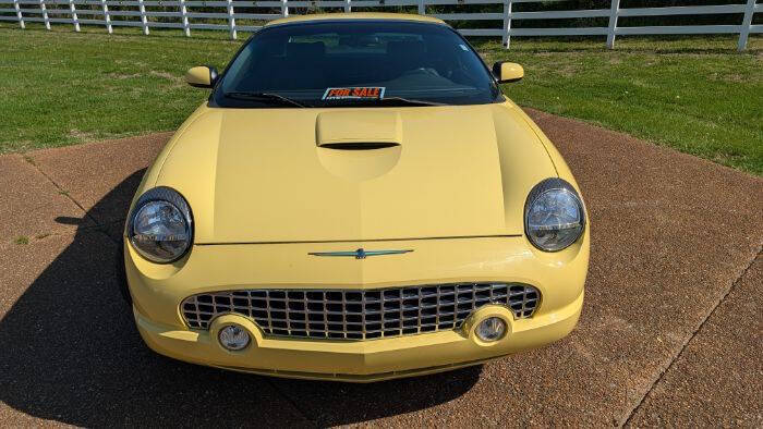 2002 Ford Thunderbird