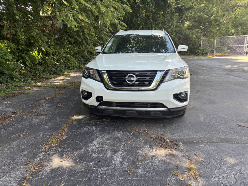 2018 Nissan Pathfinder SV