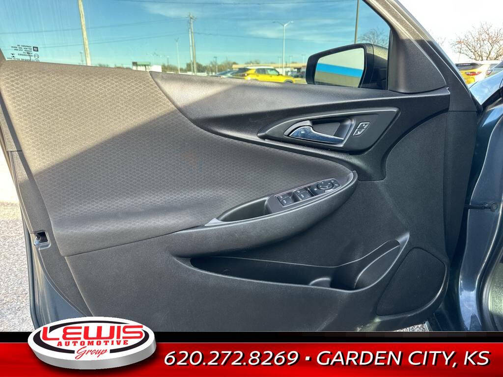 2019 Chevrolet Malibu for sale at Lewis Chevrolet of Garden City in Garden City, KS