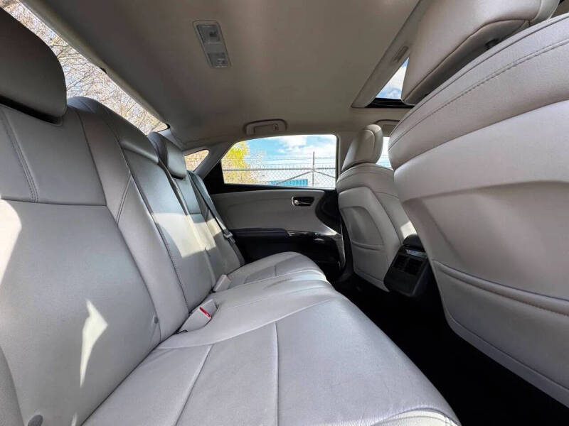 2013 Toyota Avalon Hybrid Limited