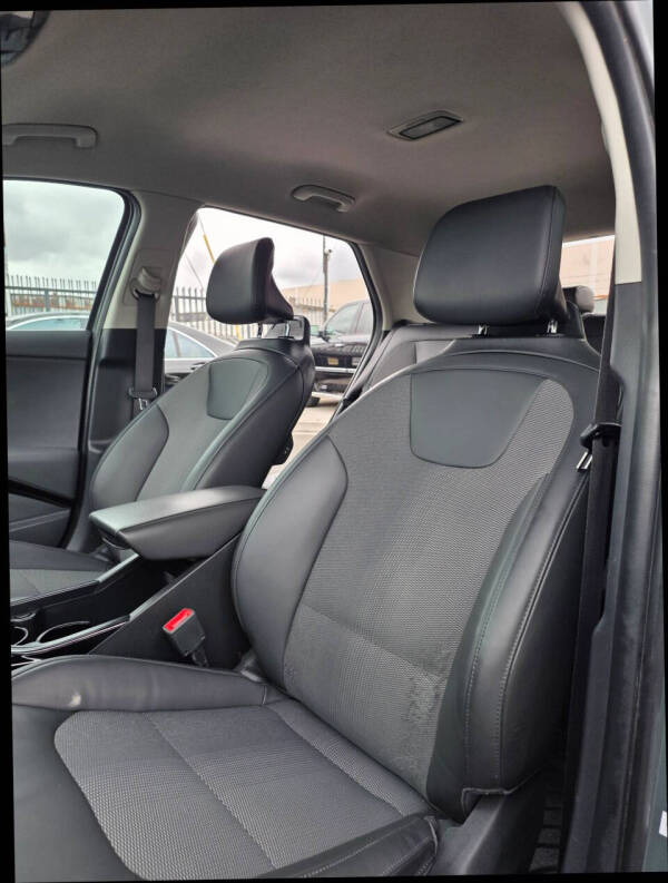 2024 Kia Niro EV Wind