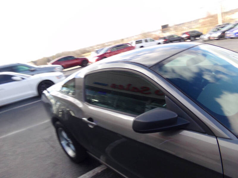 2014 Ford Mustang V6