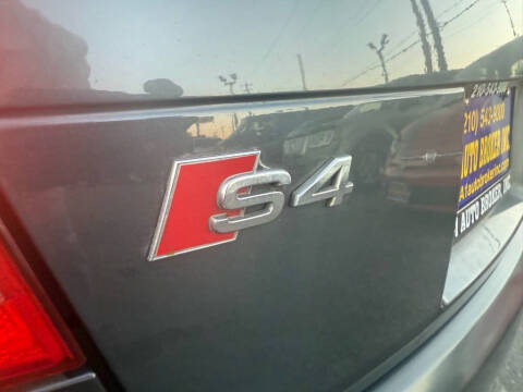 2004 Audi S4 quattro