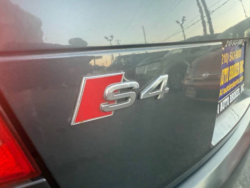 2004 Audi S4 quattro