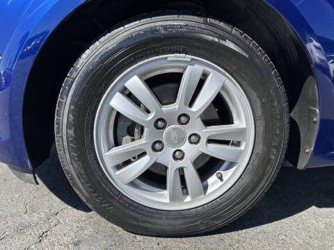 2014 Chevrolet Sonic LT Auto