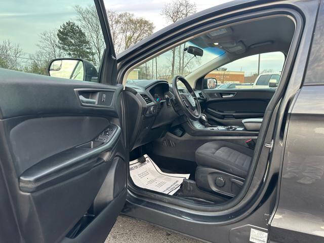 2017 Ford Edge SE