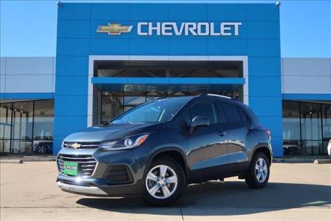 2022 Chevrolet Trax for sale at Lipscomb Auto Center in Bowie TX