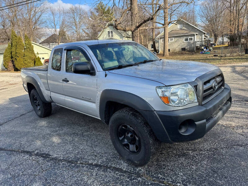 2010 Toyota Tacoma Base photo 3