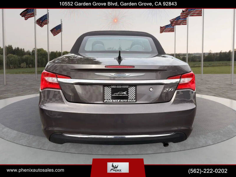 2014 Chrysler 200 Touring