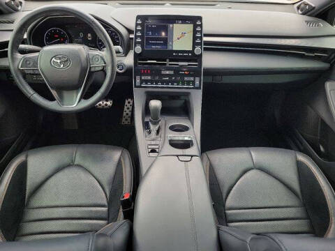 2019 Toyota Avalon XLE
