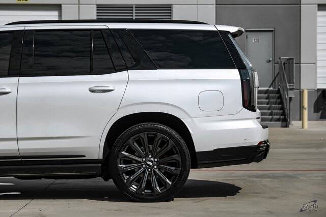 2025 Cadillac Escalade-V