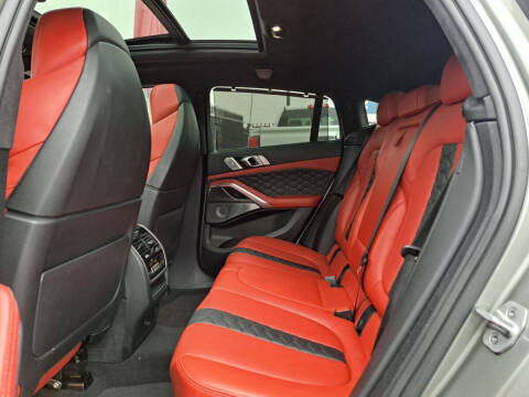 2021 BMW X6 M