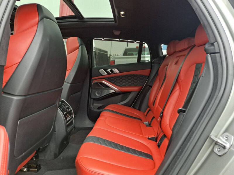 2021 BMW X6 M