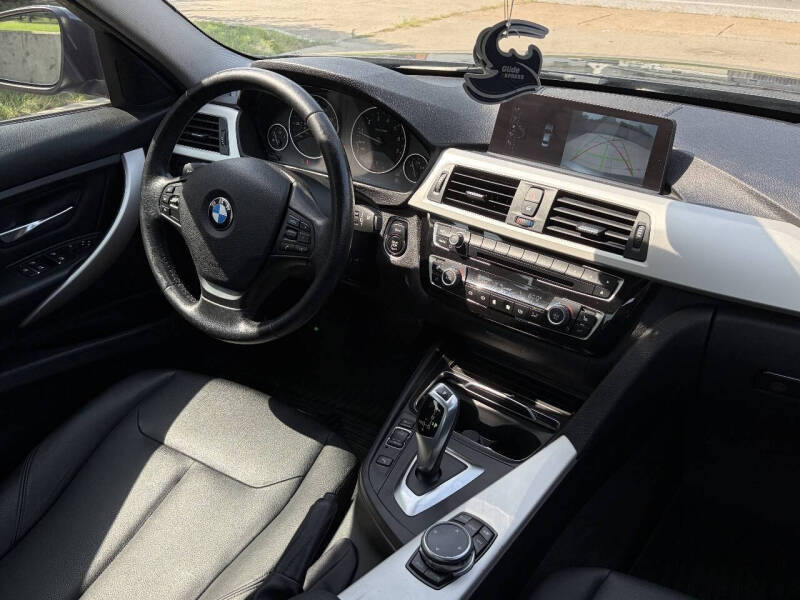 2017 BMW 3 Series 320i