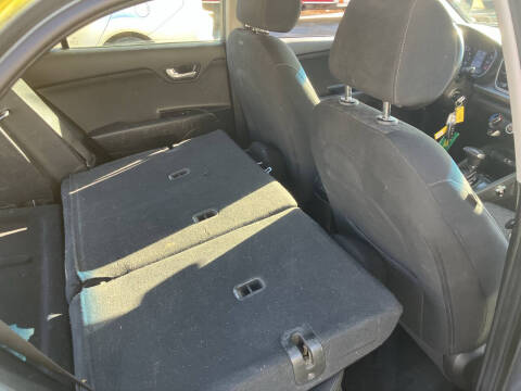 2019 Kia Rio 5-Door S