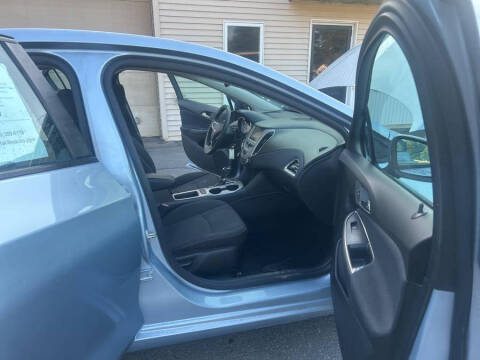 2017 Chevrolet Cruze LS Auto