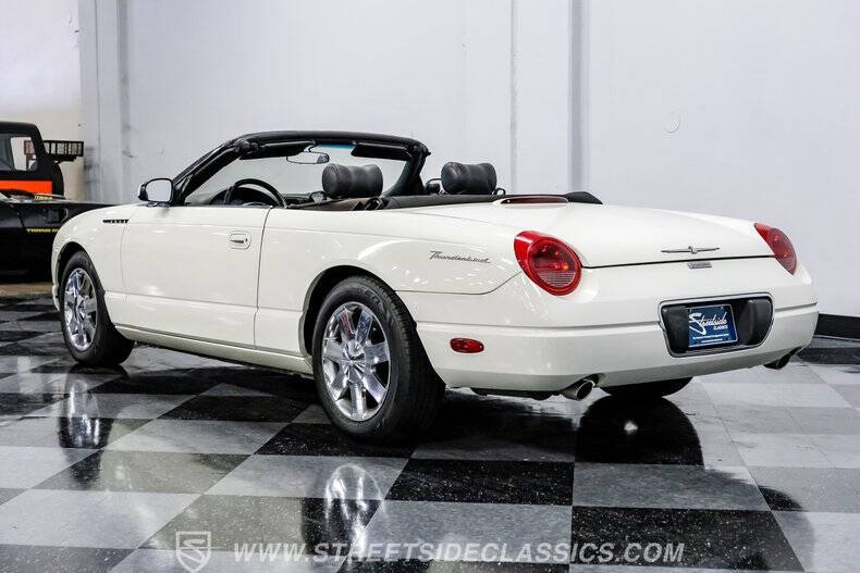 2002 Ford Thunderbird Deluxe