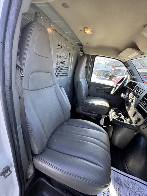 2016 GMC Savana 3500