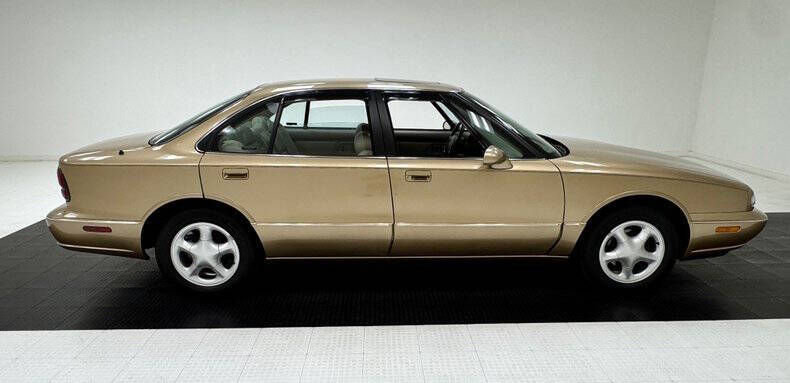 1998 Oldsmobile LSS