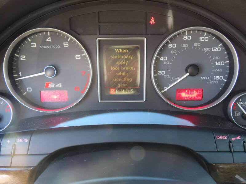 2005 Audi S4 quattro