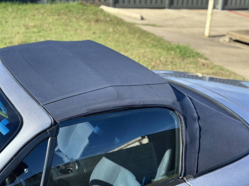 2003 Mazda MX-5 Miata