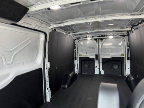 2025 Ford Transit