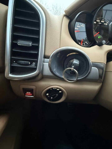 2011 Porsche Cayenne S