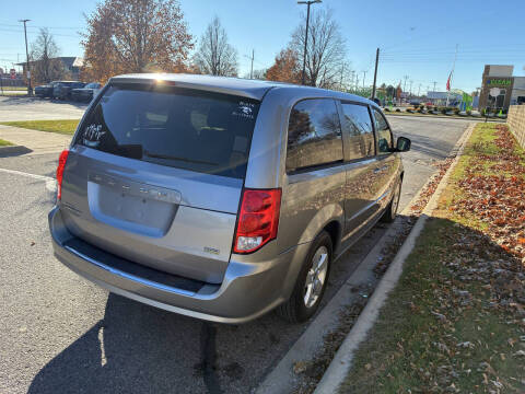 2013 Dodge Grand Caravan American Value Package